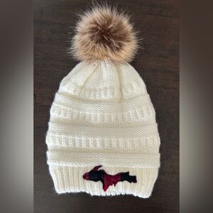 Winter White Knit Pom-Pom Beanie for Women